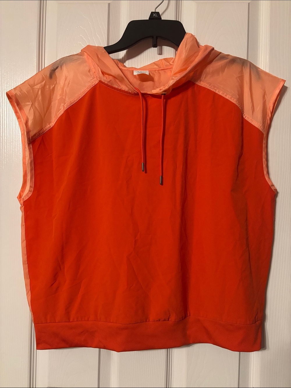 Avia Sleeveless Hooded Active Vest in Bright Orange size medium